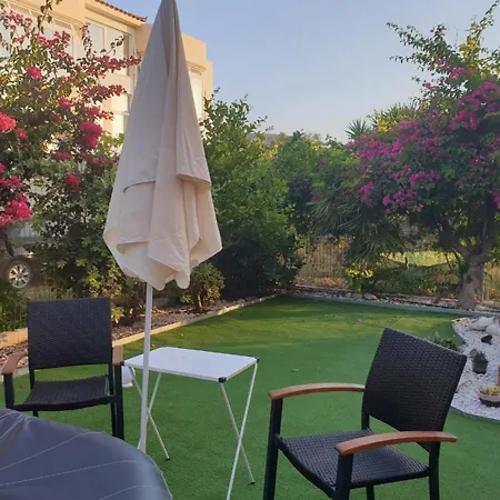 Mari Apps, Gournes, Gouvon,crete,heraklion * Heraklion (Crete)